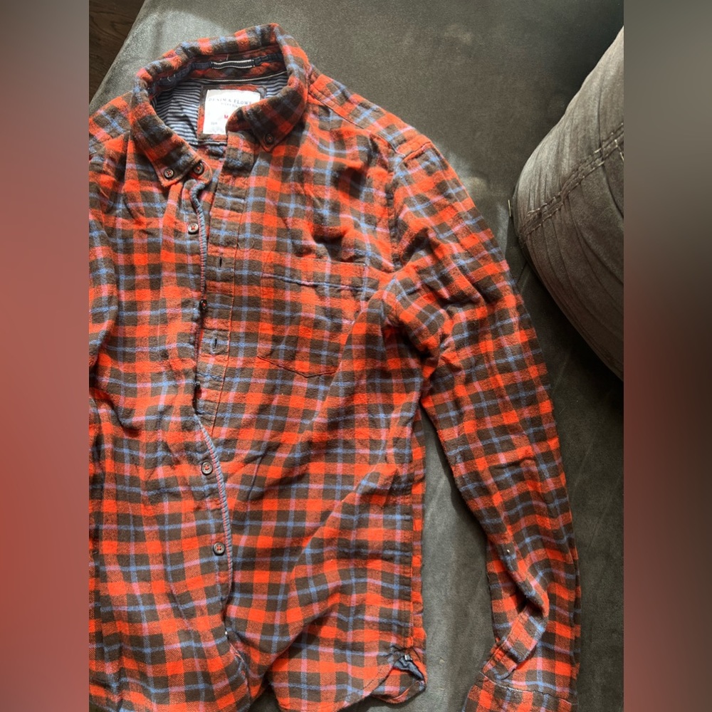 Men’s Button Down Flannel Medium